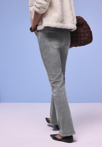 Клешеные брюки