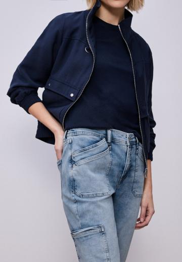 Короткие джинсы