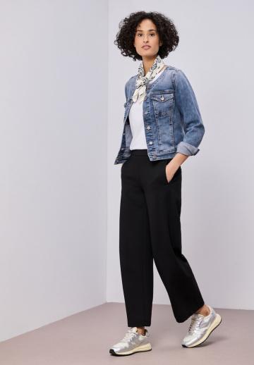 Джинсовая жилетка