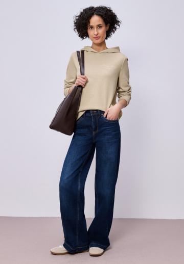 Пуловер с капюшоном