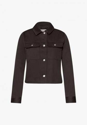 Куртка с накладнымит карманами