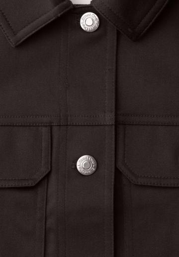 Куртка с накладнымит карманами