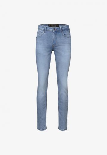 Узкие джинсы