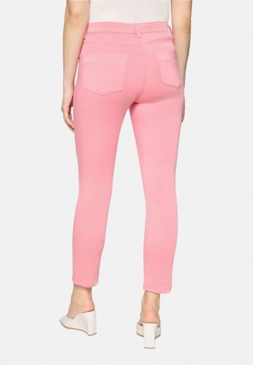 Короткие джинсы