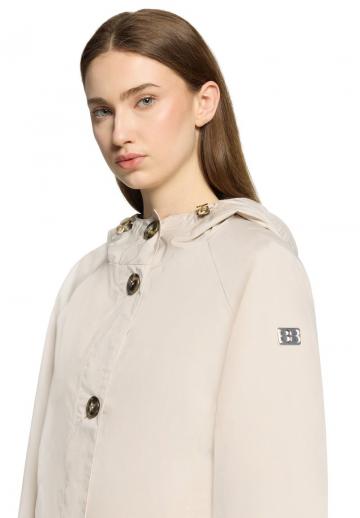 Короткое пальто