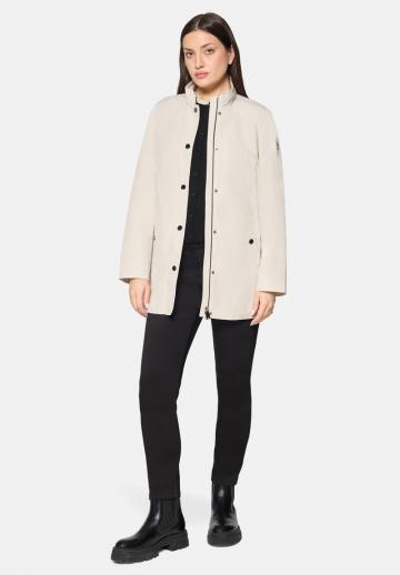 Короткое пальто