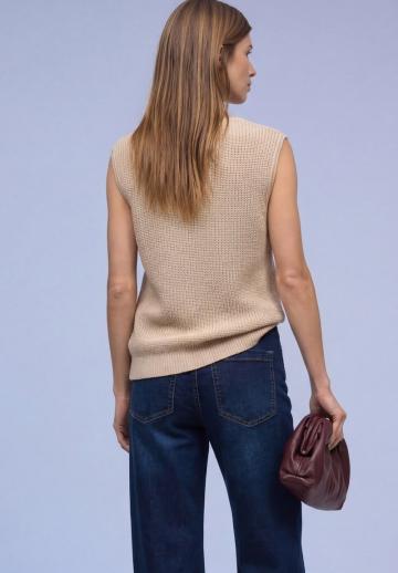 Пуловер без рукавов