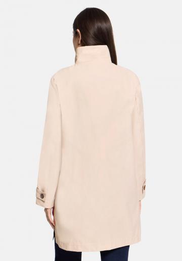 Короткое пальто