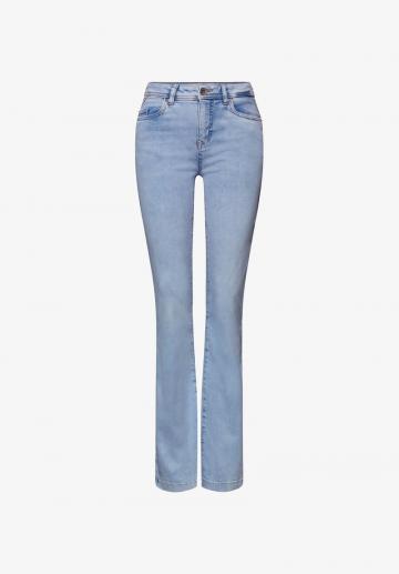 Клешеные брюки