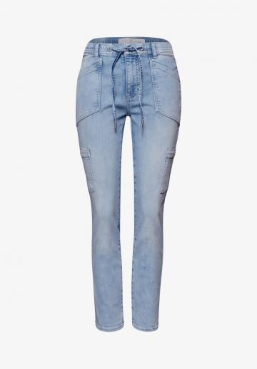 Короткие джинсы