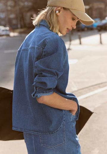 Джинсовая блузка