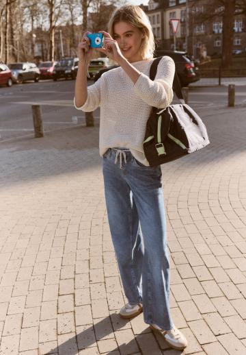 Прямые джинсы