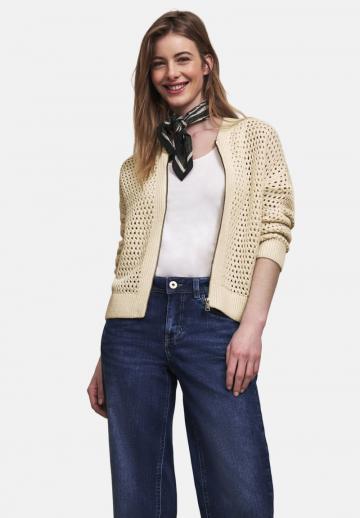 Вязаная кофта