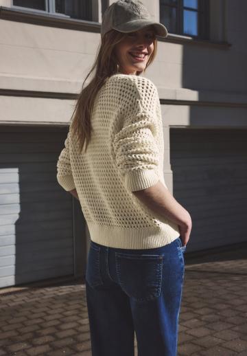 Вязаная кофта