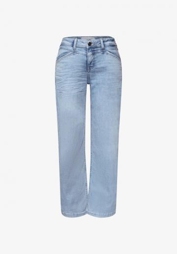 Свободные джинсы