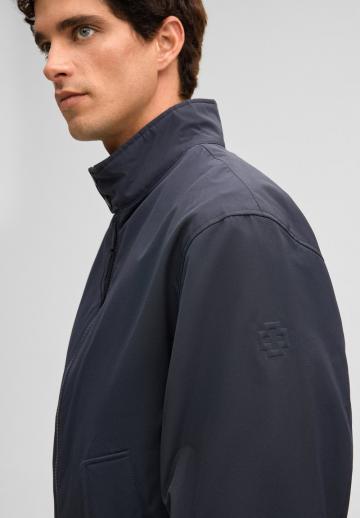 Куртка бомбер