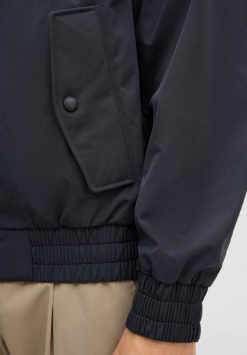 Куртка бомбер