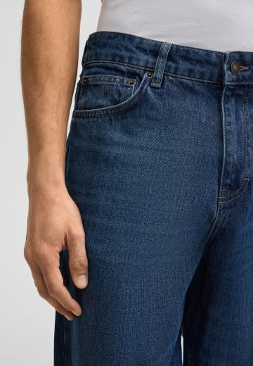 Прямые джинсы