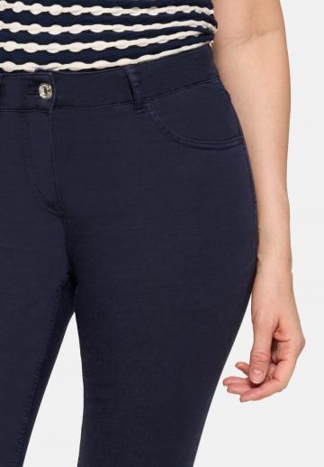 Короткие джинсы