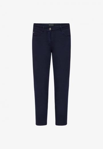 Короткие джинсы