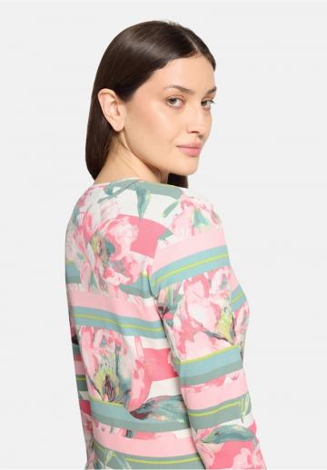 Вязаная кофта