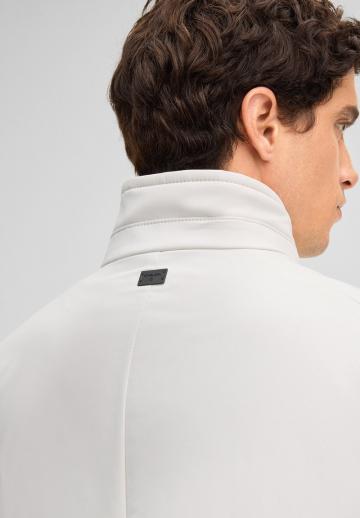 Короткое пальто