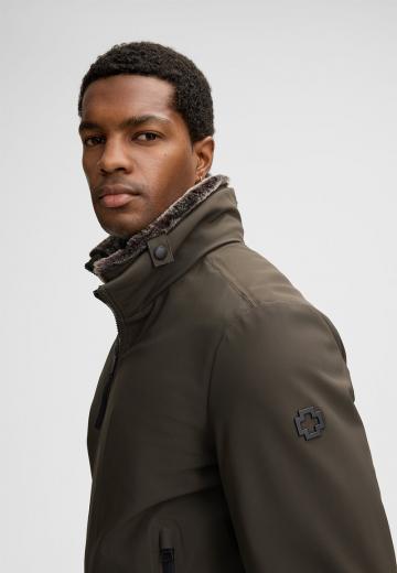 Куртка-дождевик