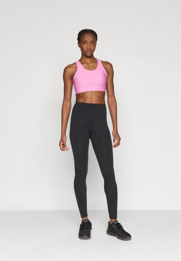 Спортивный бюстгальтер