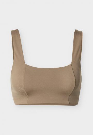 Спортивный бюстгальтер