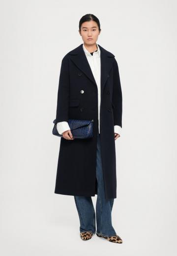 Шерстяное пальто