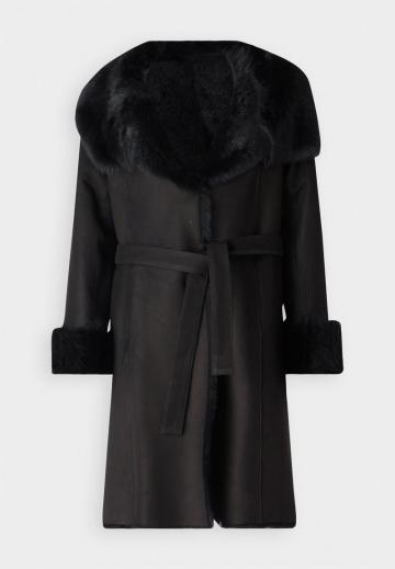 Кожаное пальто