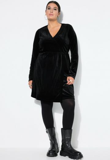 Короткое платье