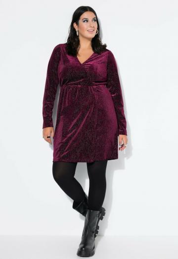 Короткое платье