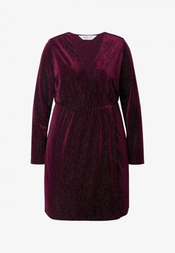 Короткое платье