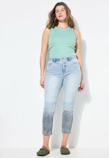 Короткие джинсы