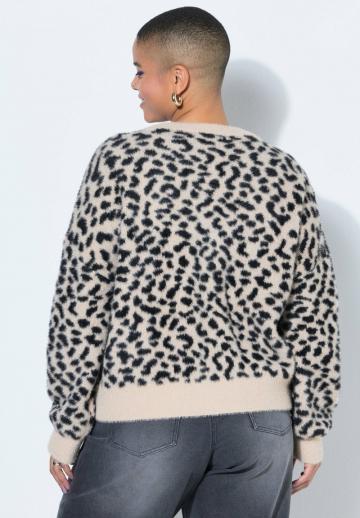 Жаккардовая вязаная кофта