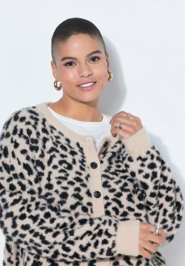 Жаккардовая вязаная кофта