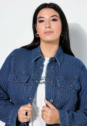 Джинсовая куртка