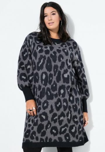 Вязаное платье