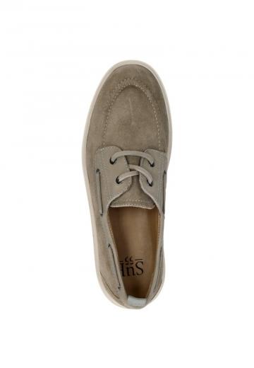 Ботинки на шнуровке