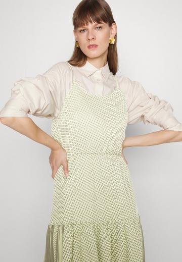 Летнее платье