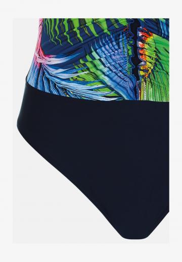 Слитный купальник