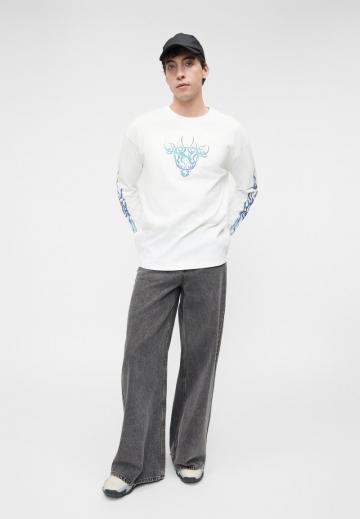 Прямые джинсы