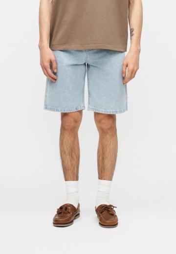 Джинсовые шорты
