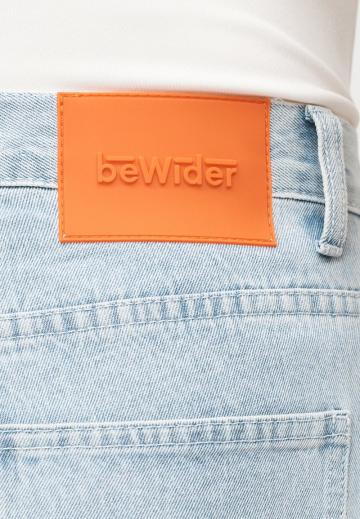 Джинсовые шорты