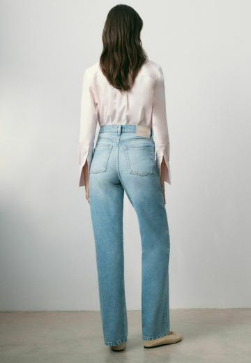 Прямые джинсы