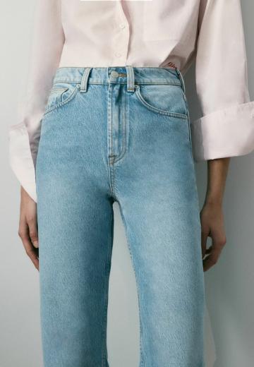Прямые джинсы