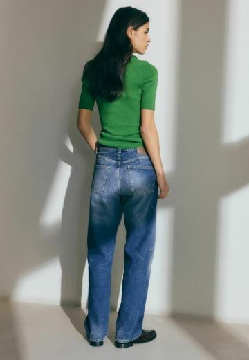 Прямые джинсы