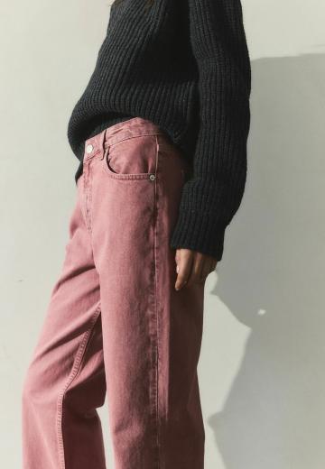 Прямые джинсы