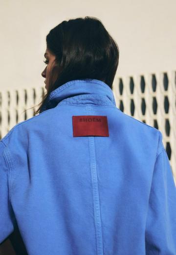 Куртка с накладнымит карманами